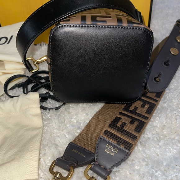 Fendi Mon Tresor Bag - Picture 4 of 6